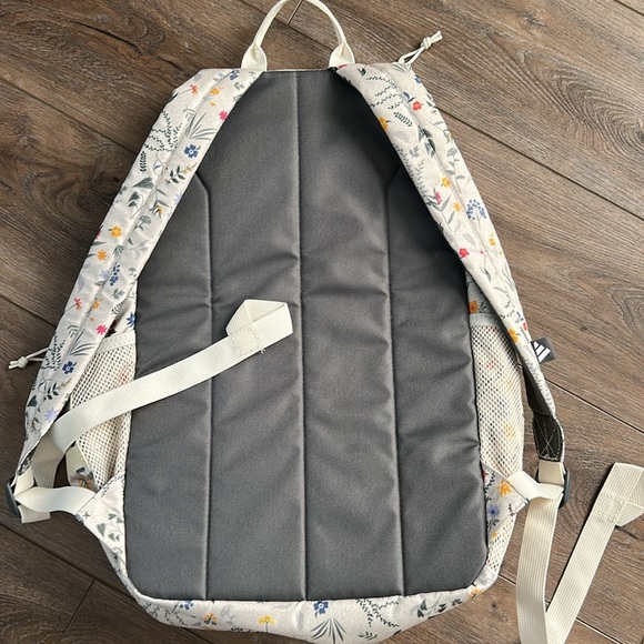 Adidas Classic 3S 5 Backpack Meadow Floral Wonder White/Woodland Floral Like New - Picture 6 of 7